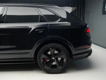 2024 BENTLEY BENTAYGA S V8