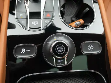 2024 BENTLEY BENTAYGA S V8