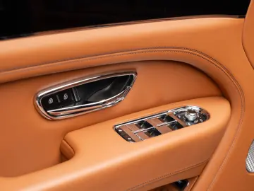 2024 BENTLEY BENTAYGA S V8