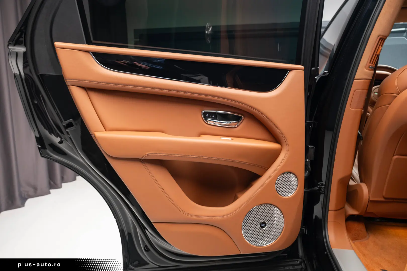 2024 BENTLEY BENTAYGA S V8