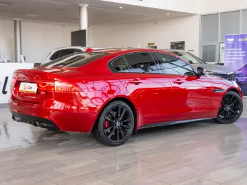 Jaguar XE S 3.0 V6