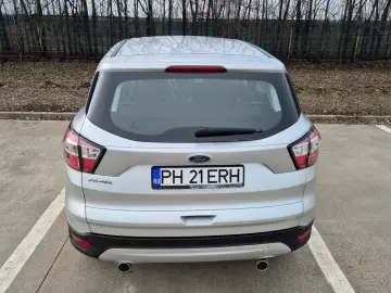 Ford Kuga 2.0 TDCi 4WD Powershift Trend