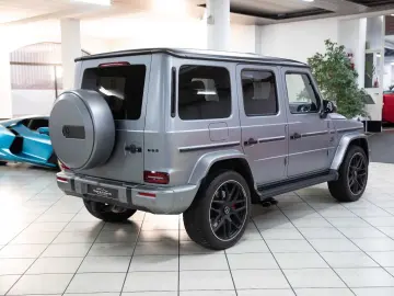 MERCEDES-BENZ G 63 AMG New Model - 1 Owner