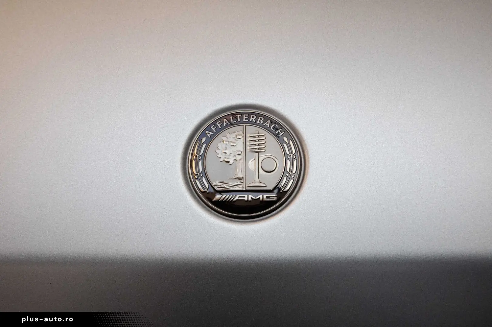 MERCEDES-BENZ G 63 AMG New Model - 1 Owner