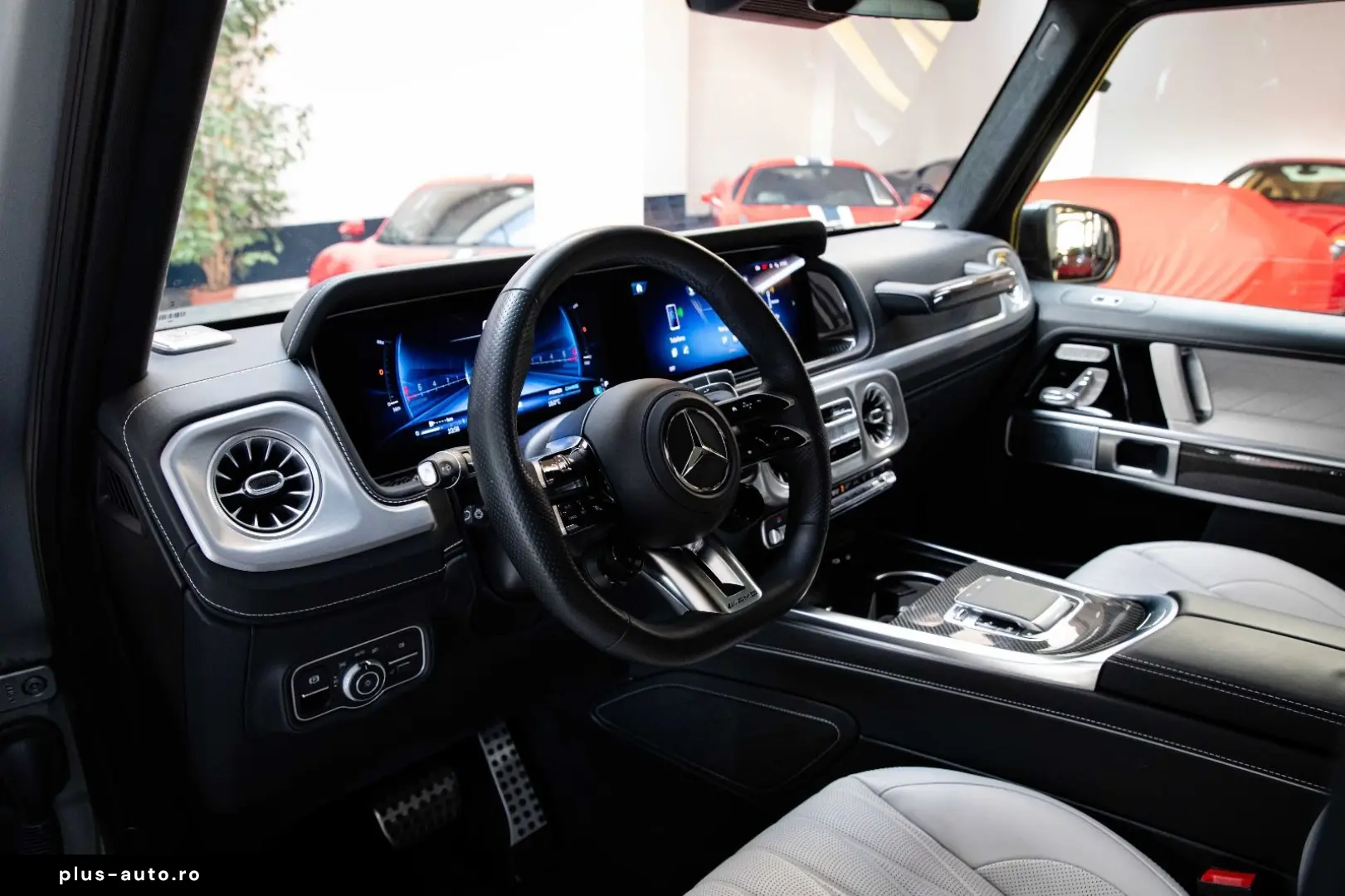 MERCEDES-BENZ G 63 AMG New Model - 1 Owner