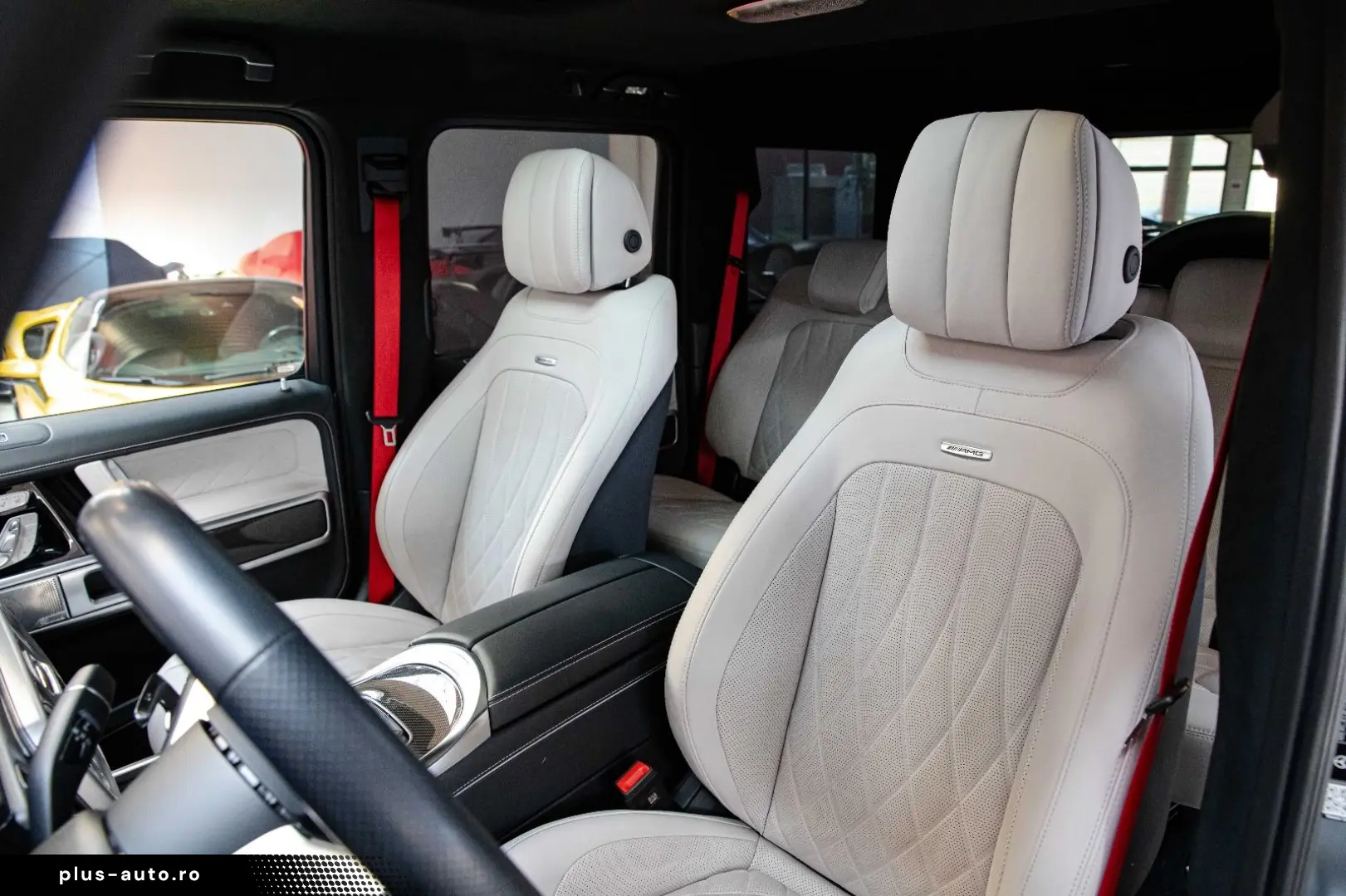 MERCEDES-BENZ G 63 AMG New Model - 1 Owner