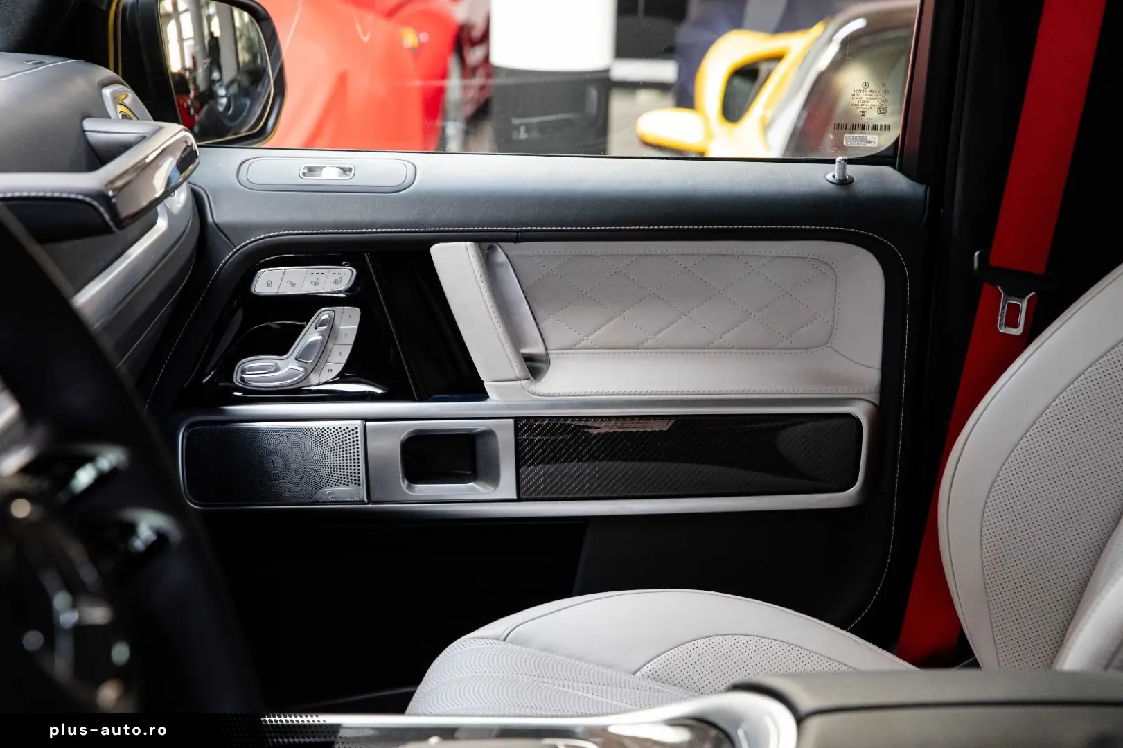 MERCEDES-BENZ G 63 AMG New Model - 1 Owner