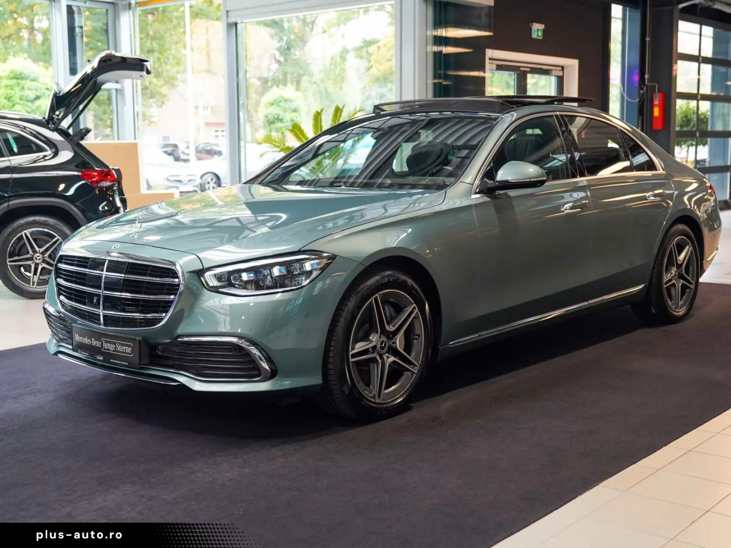 MERCEDES-BENZ S 350 d 4M AMG Räder verdesilber Pano &hellip;