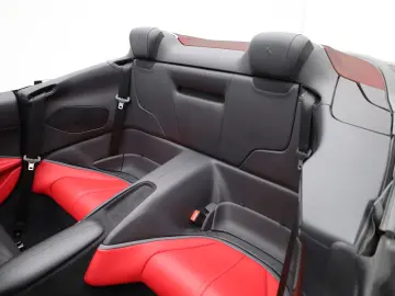 FERRARI Roma Spider - NERO PUROSANGUE - FERRARI