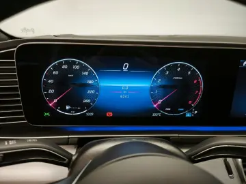 MERCEDES-BENZ GLS 450 4M AMG