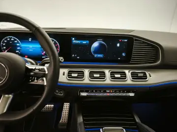 MERCEDES-BENZ GLS 450 4M AMG