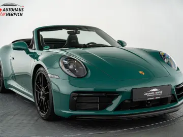 PORSCHE 992 Carrera GTS Cabriolet PTS Smyrnagreen Lift
