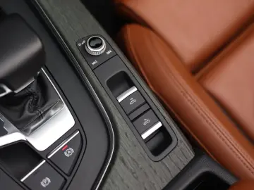 AUDI A5 Cabriolet 45 TFSI Quattro   S line - 360 -HUD