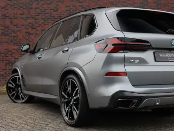 BMW X5 50e xDrive   M Sport Pro - AHK - SoftClose