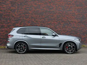 BMW X5 50e xDrive   M Sport Pro - AHK - SoftClose