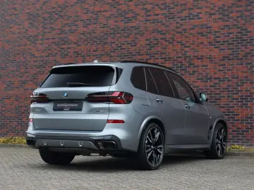 BMW X5 50e xDrive   M Sport Pro - AHK - SoftClose
