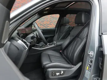 BMW X5 50e xDrive   M Sport Pro - AHK - SoftClose