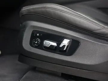 BMW X5 50e xDrive   M Sport Pro - AHK - SoftClose