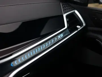 BMW X5 50e xDrive   M Sport Pro - AHK - SoftClose