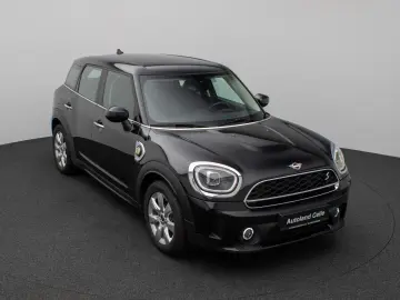 MINI Cooper SE Countryman Essential All4 Kamera DAB