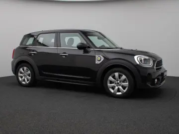 MINI Cooper SE Countryman Essential All4 Kamera DAB