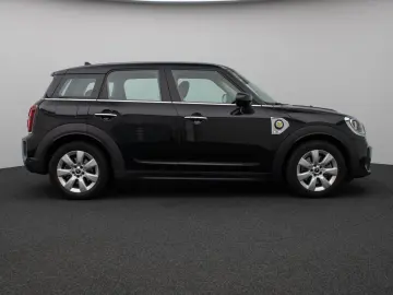 MINI Cooper SE Countryman Essential All4 Kamera DAB