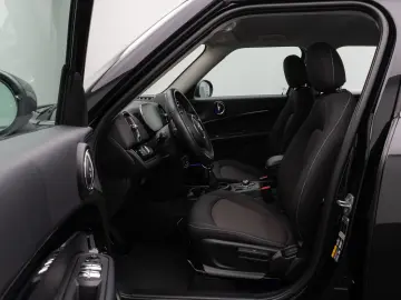 MINI Cooper SE Countryman Essential All4 Kamera DAB