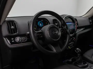 MINI Cooper SE Countryman Essential All4 Kamera DAB