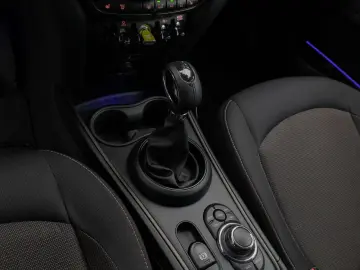 MINI Cooper SE Countryman Essential All4 Kamera DAB