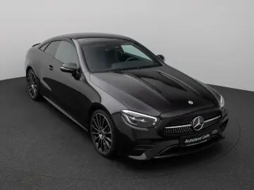 MERCEDES-BENZ E300d Coupe 4Matic AMG Panorama Kamera LED