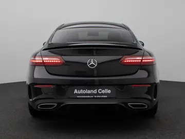 MERCEDES-BENZ E300d Coupe 4Matic AMG Panorama Kamera LED