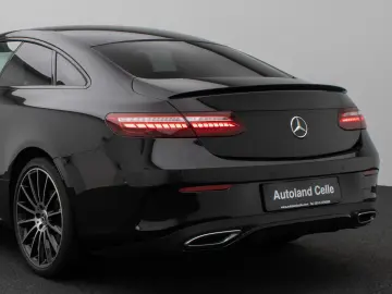MERCEDES-BENZ E300d Coupe 4Matic AMG Panorama Kamera LED