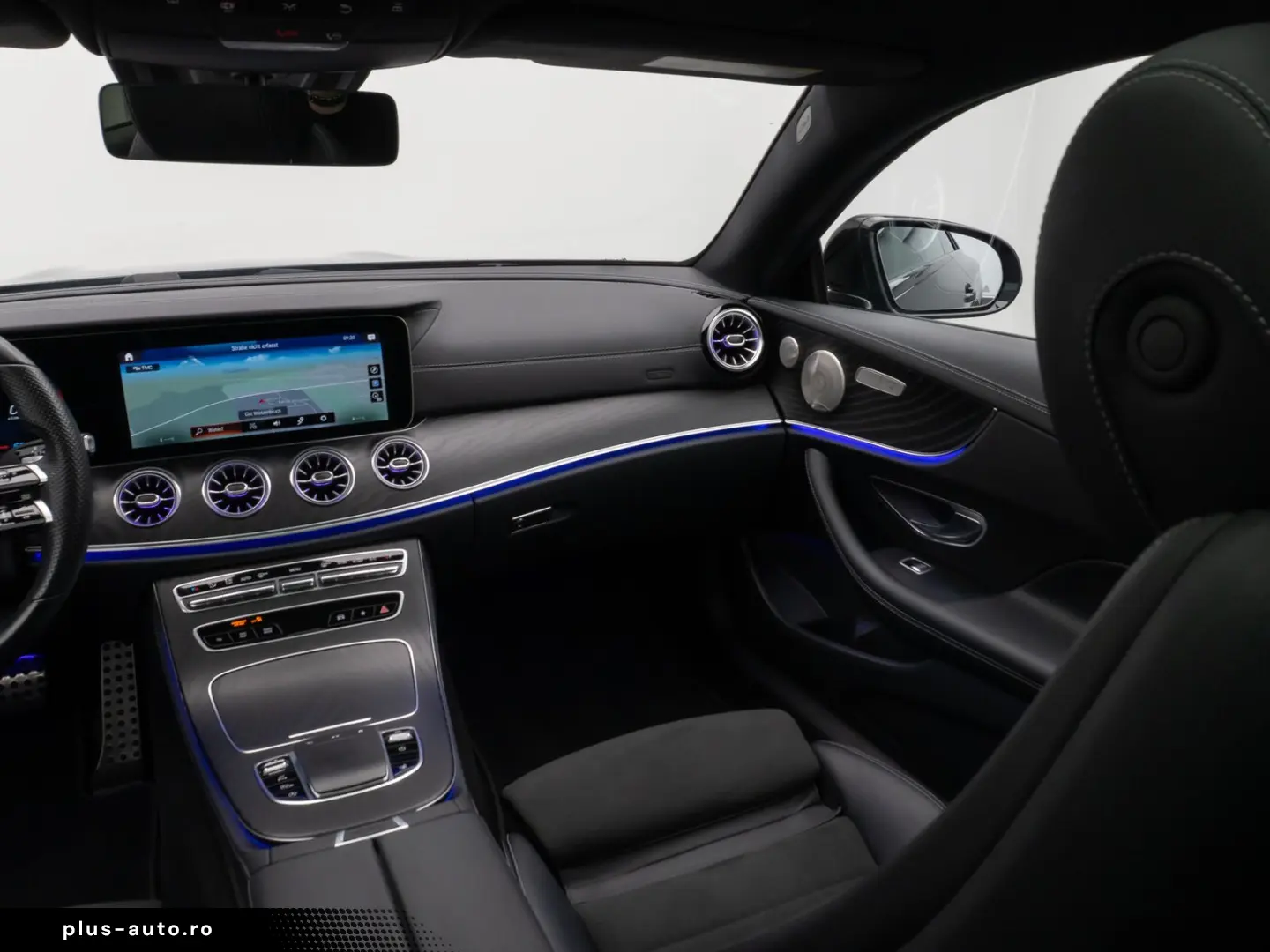 MERCEDES-BENZ E300d Coupe 4Matic AMG Panorama Kamera LED