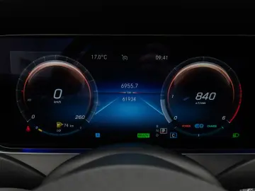 MERCEDES-BENZ E300d Coupe 4Matic AMG Panorama Kamera LED