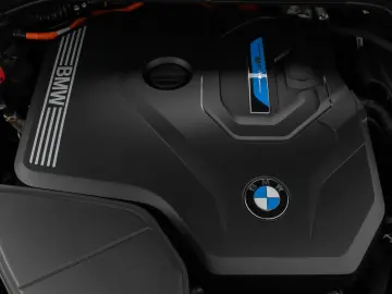 BMW X3 xD30e Panorama HUD DAB HiFi Komfort Sport 20