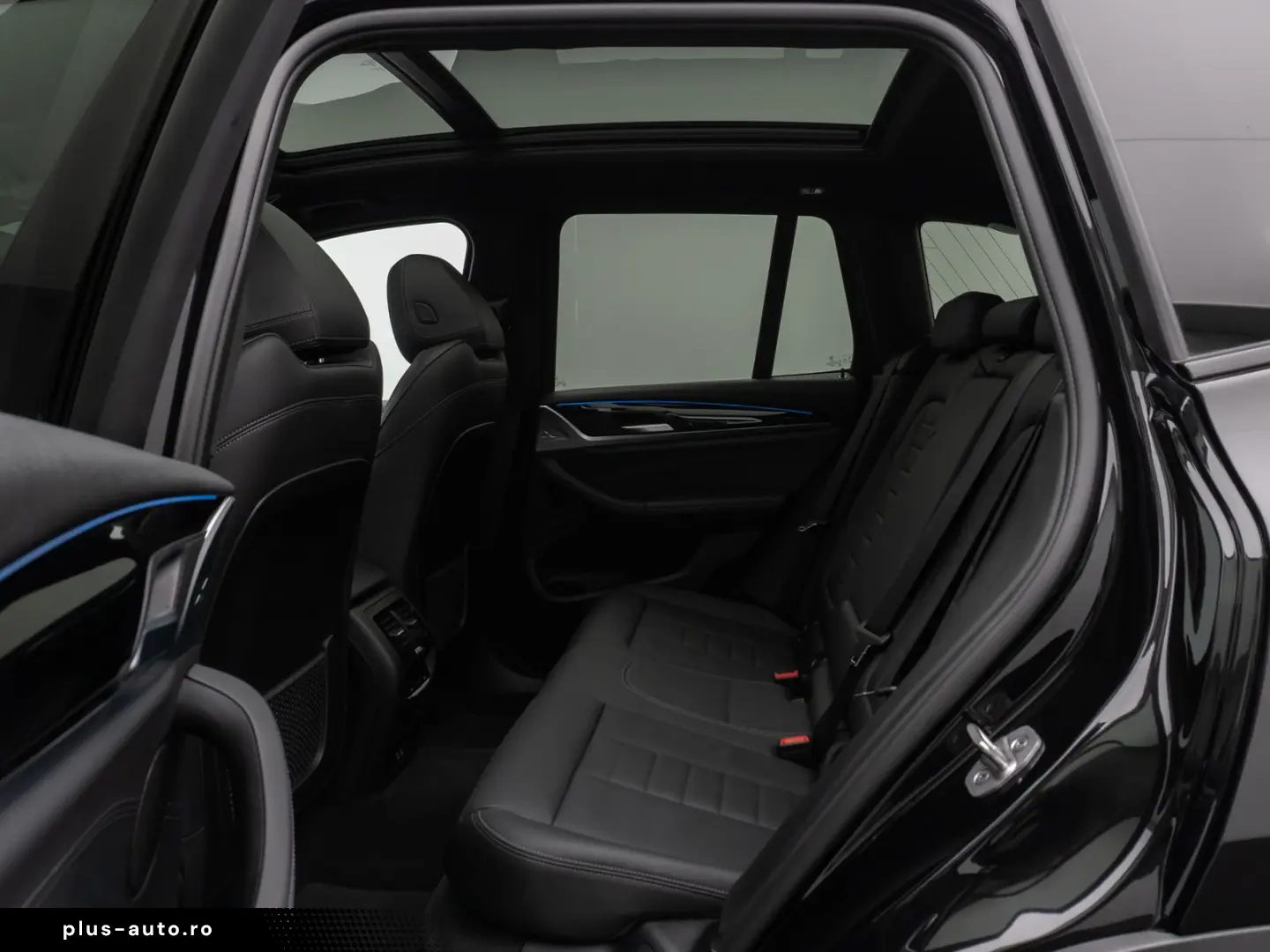 BMW X3 xD30e Panorama HUD DAB HiFi Komfort Sport 20