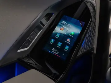 BMW M760e Sky Lounge B&W Fond Ent M-Performance Voll