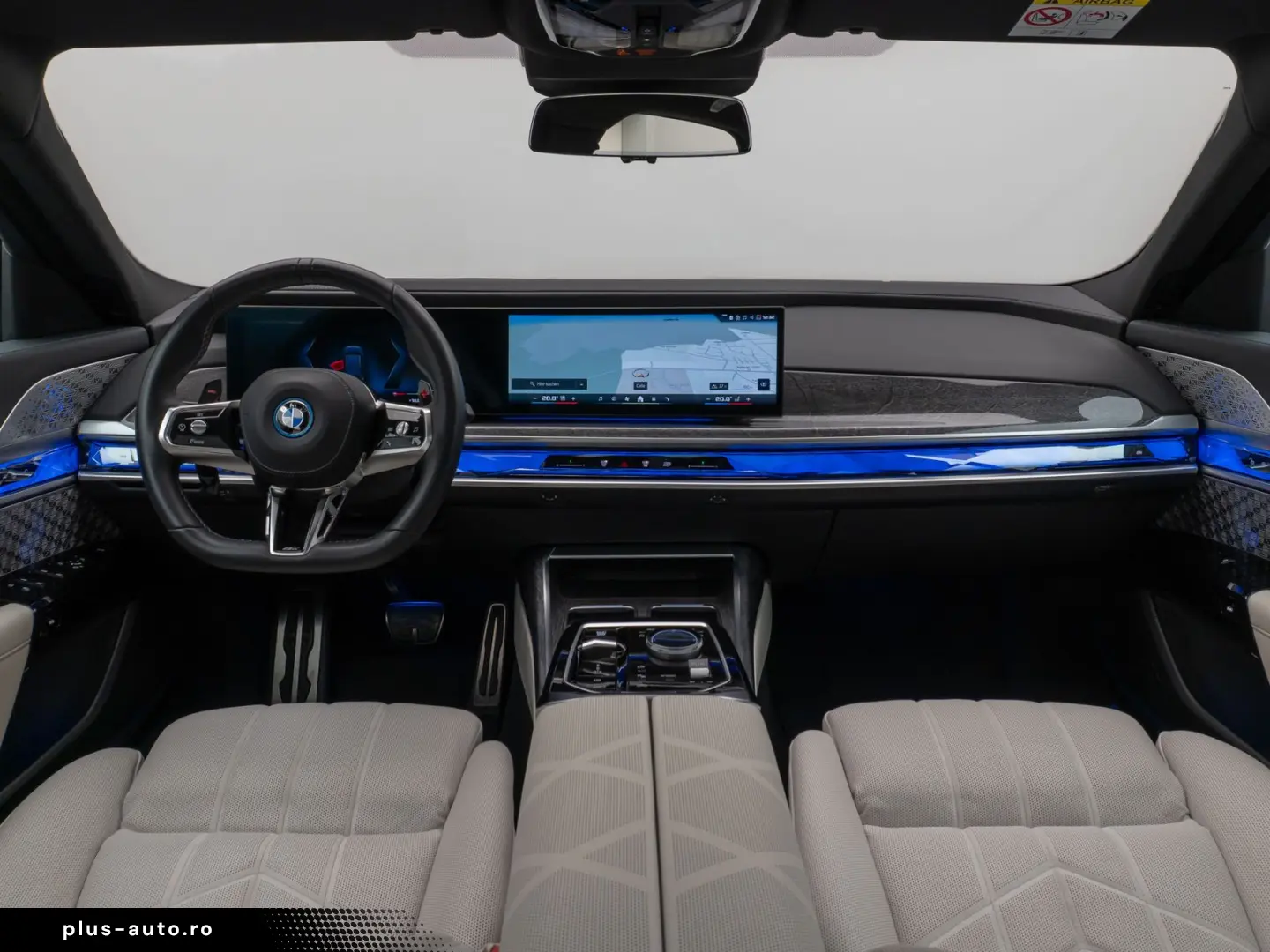 BMW M760e Sky Lounge B&W Fond Ent M-Performance Voll