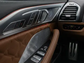 BMW M8 Competition xD Gran Coupé 360 Laser HUD B&W