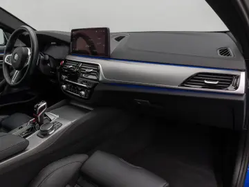 BMW M5 Competition xD 360 HUD DAB B&W SoftCl Komfort