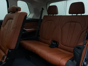BMW X7 xD40d Panorama 360 HUD DAB H K Massage SoftCl