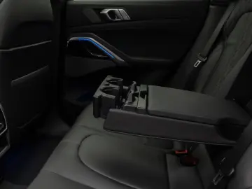 BMW X6 xD40d M Sport Panorama 360 Laser HUD DAB H K