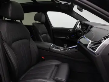 BMW X6 xD40d M Sport Panorama 360 Laser HUD DAB H K