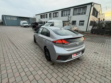 Hyundai IONIQ Hybrid 1.6GDI 2020