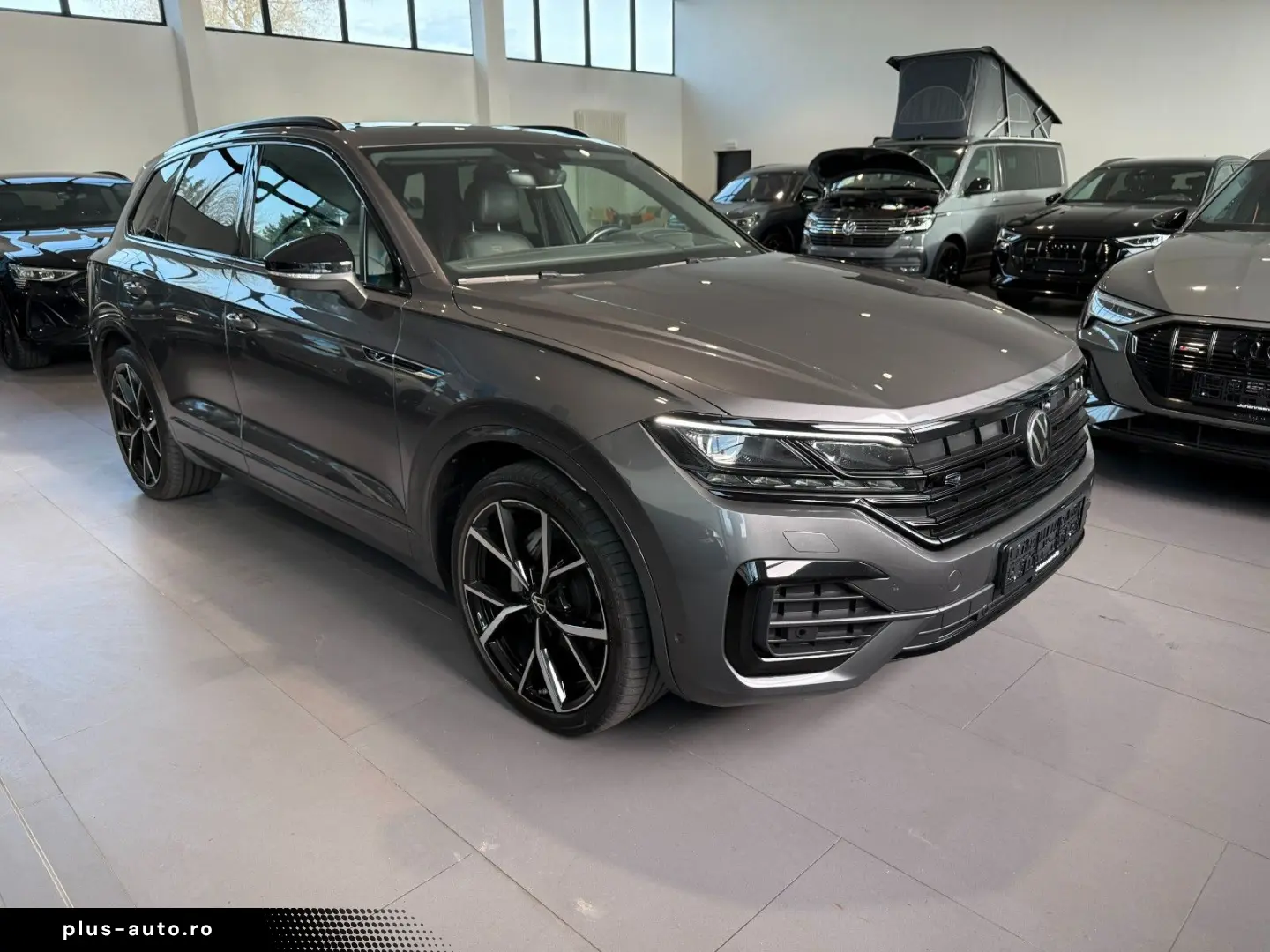 VW Touareg R-Line 4M MATRIX 360  DYN PANO STHZ AHK