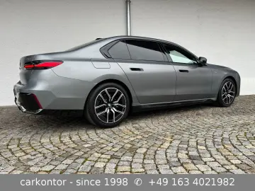 BMW 740 d xDr.  M SPORTPAKET FROZEN FOND ENTERTAIN