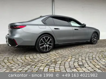 BMW 740 d xDr.  M SPORTPAKET FROZEN FOND ENTERTAIN