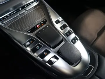 MERCEDES-BENZ AMG GT 53 4M  AIR-SUSP TOW PANO 360