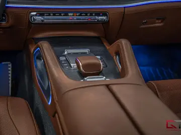 MERCEDES-BENZ GLS 450 d AMG Ultimate TV Alpine Grey 23  Pano