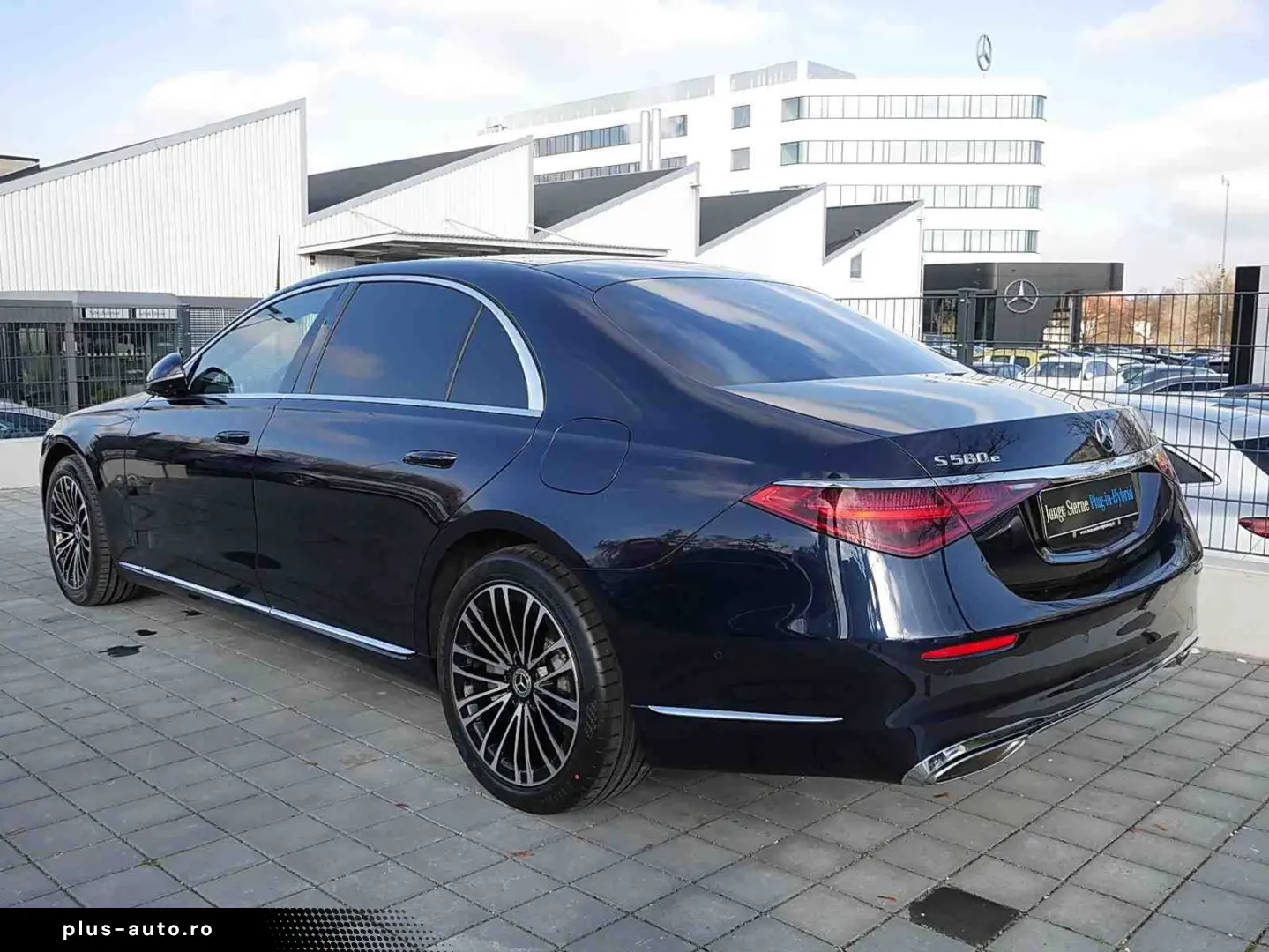 MERCEDES-BENZ S 580 e 4M Limo lang HUD PANO DIST DIG&hellip;